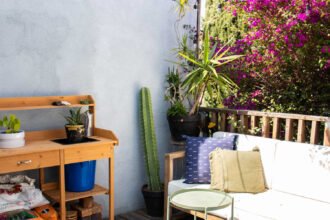 10 Article Clearance Furniture and Outdoor Pieces to Shop for Less