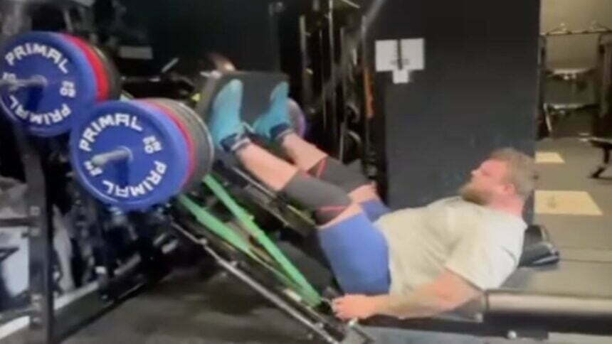 Tom Stoltman Leg Presses a Monstrous 800 Kilograms (1,763.7 Pounds) for Reps in Shaw Classic Training